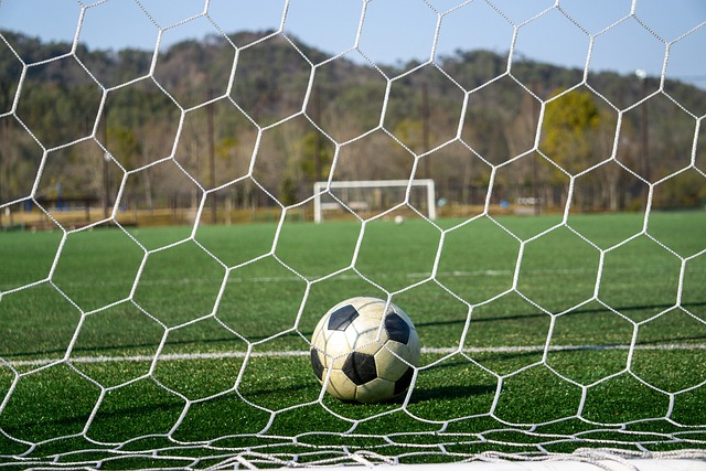 2024歐預賽烏克蘭1-1英格蘭 津琴科沃克破門！邊衛全去當前鋒！.